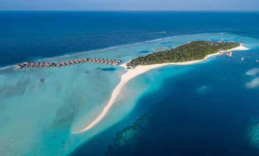 Four Seasons Resort Maldives at Landaa Giraavaru